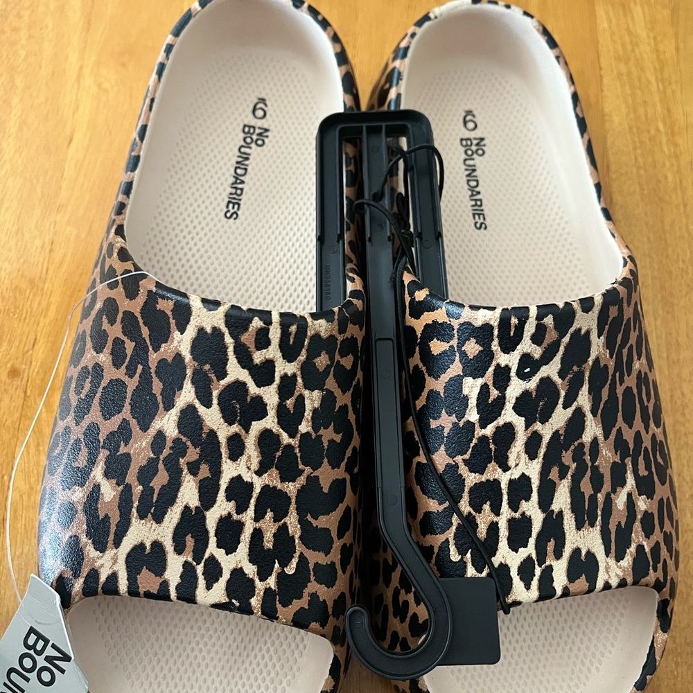 No Boundaries Cheetah Print Comfort Slides